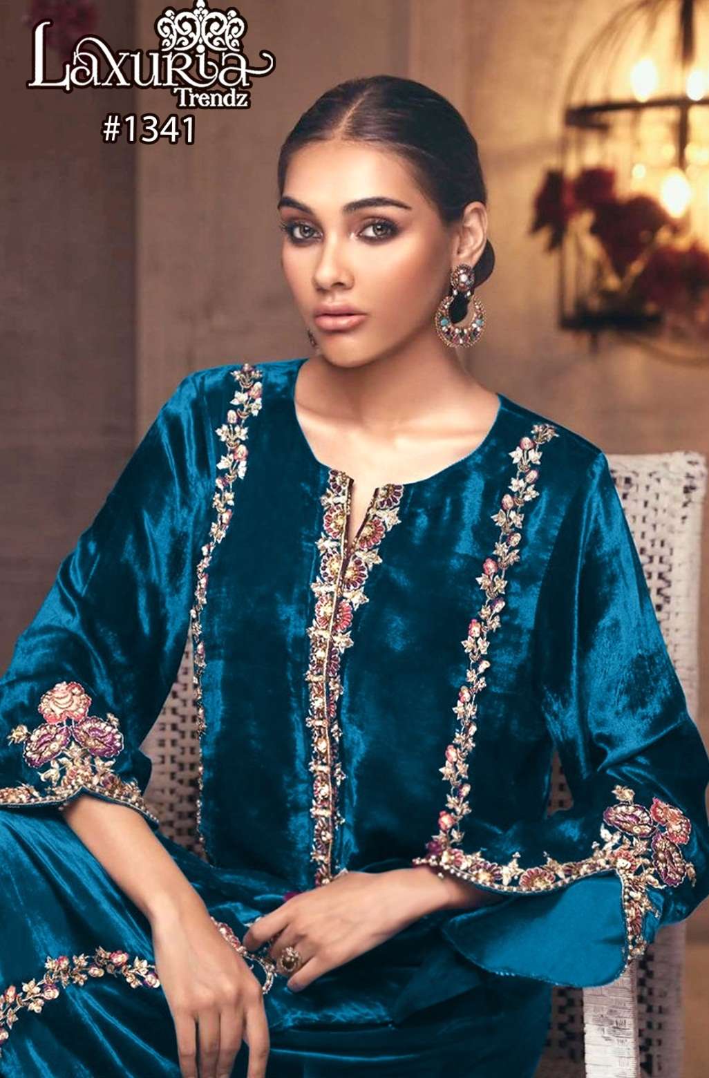 D No-1341 Open Pic By Laxuria Trends